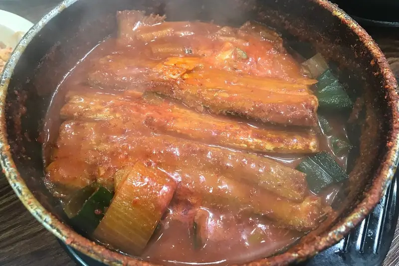 Galchi-jorim, braised cutlassfish with radish in spicy red sauce