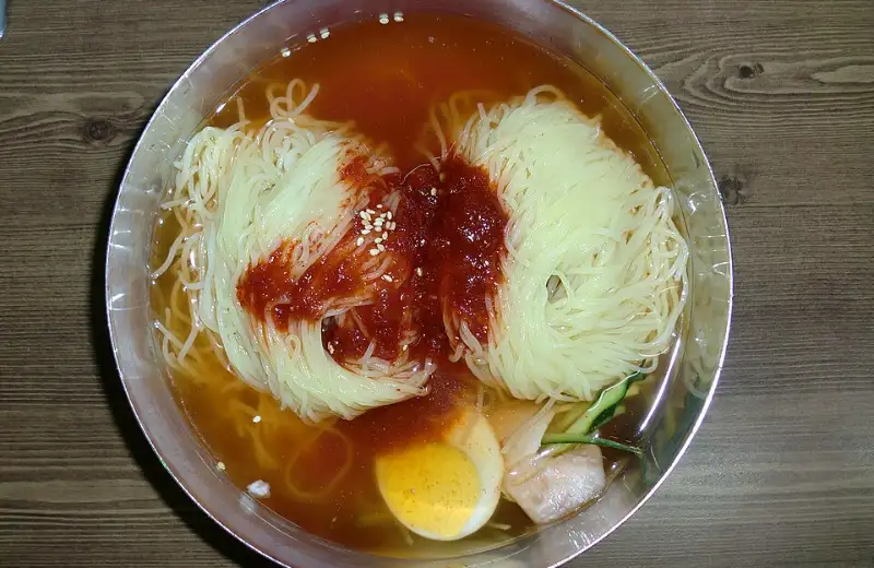 Milmyeon · chilled wheat noodles