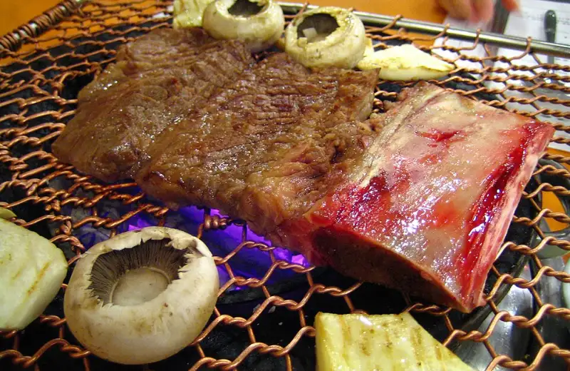 Hanu galbi · grilled Korean beef ribs