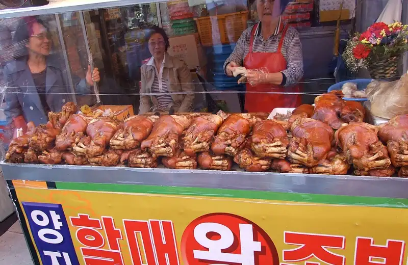 Jokbal · braised pork trotters