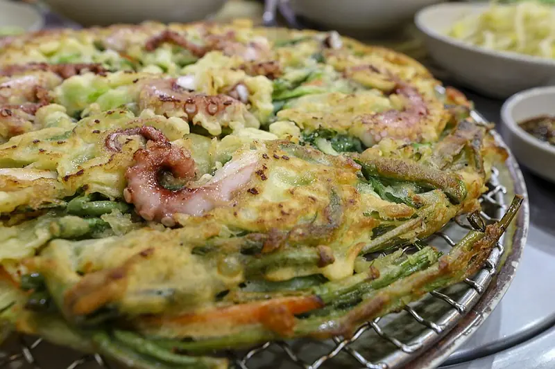Korean seafood and scallion pancake