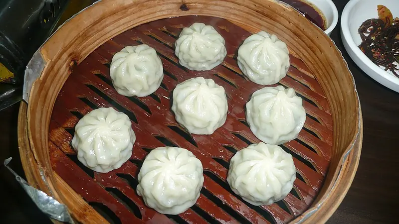 Korean steamed dumplings