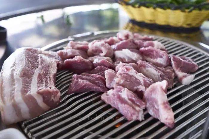 Heukdwaeji gui · grilled Jeju black pork at Donsadon · Main Store