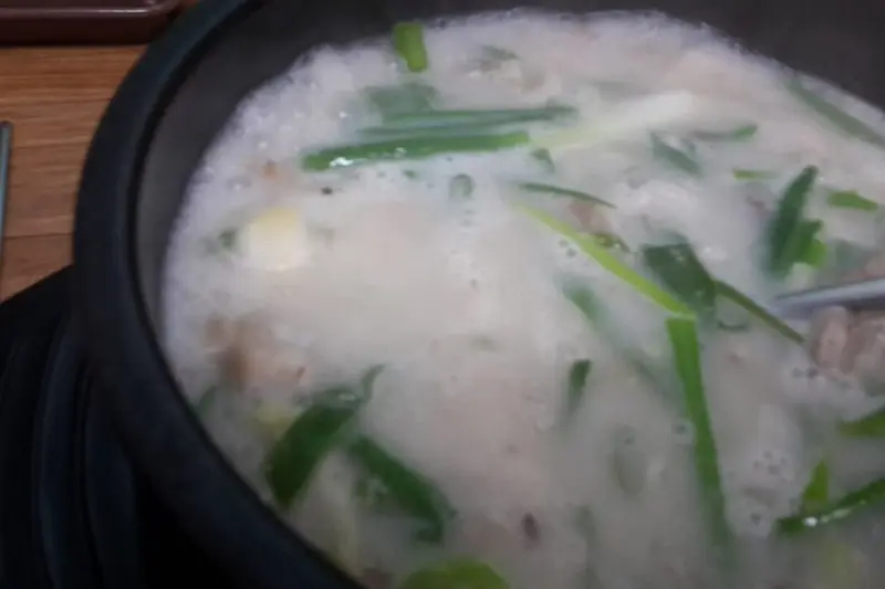 Sundae-gukbap, milky pork broth soup with blood sausage and scallions